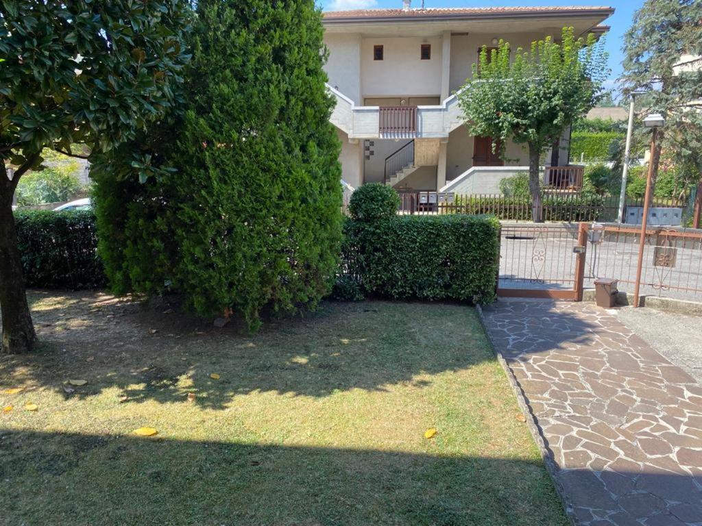 Vesna Apartment Desenzano del Garda Eksteriør billede