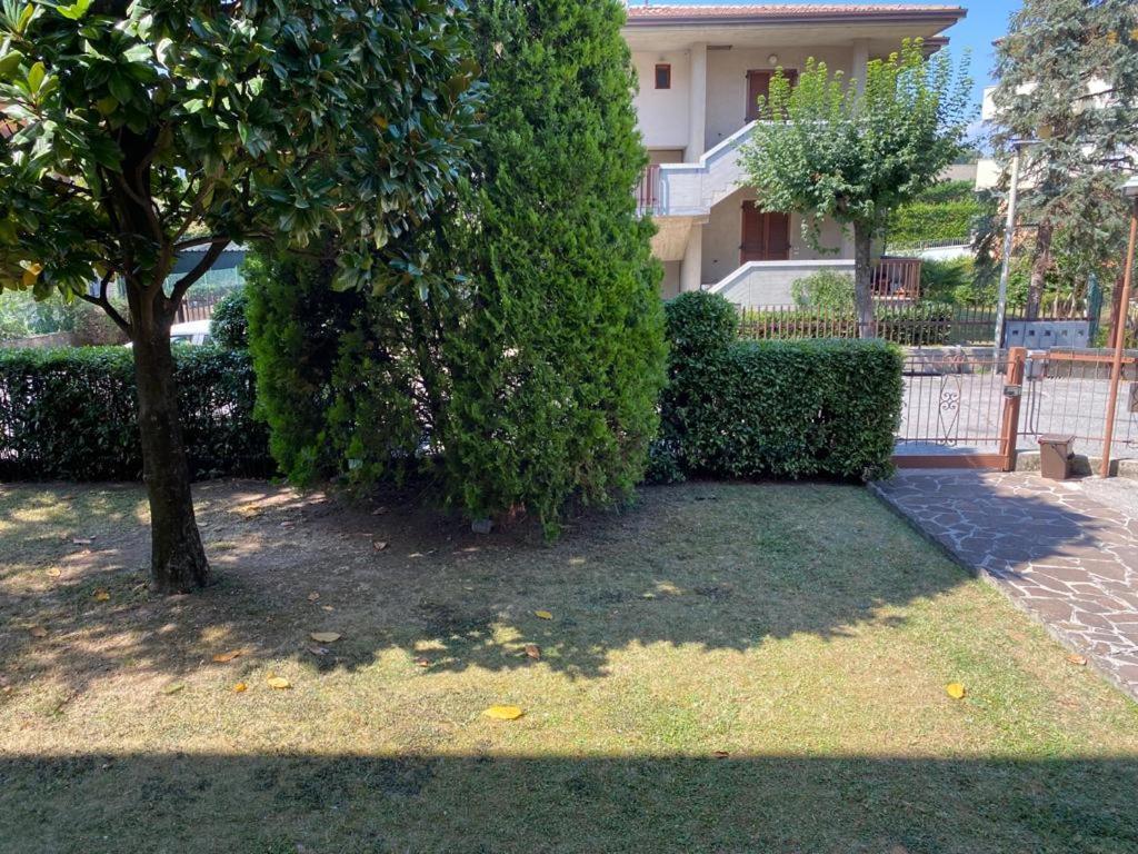 Vesna Apartment Desenzano del Garda Eksteriør billede