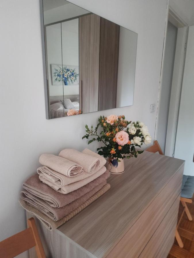 Vesna Apartment Desenzano del Garda Eksteriør billede
